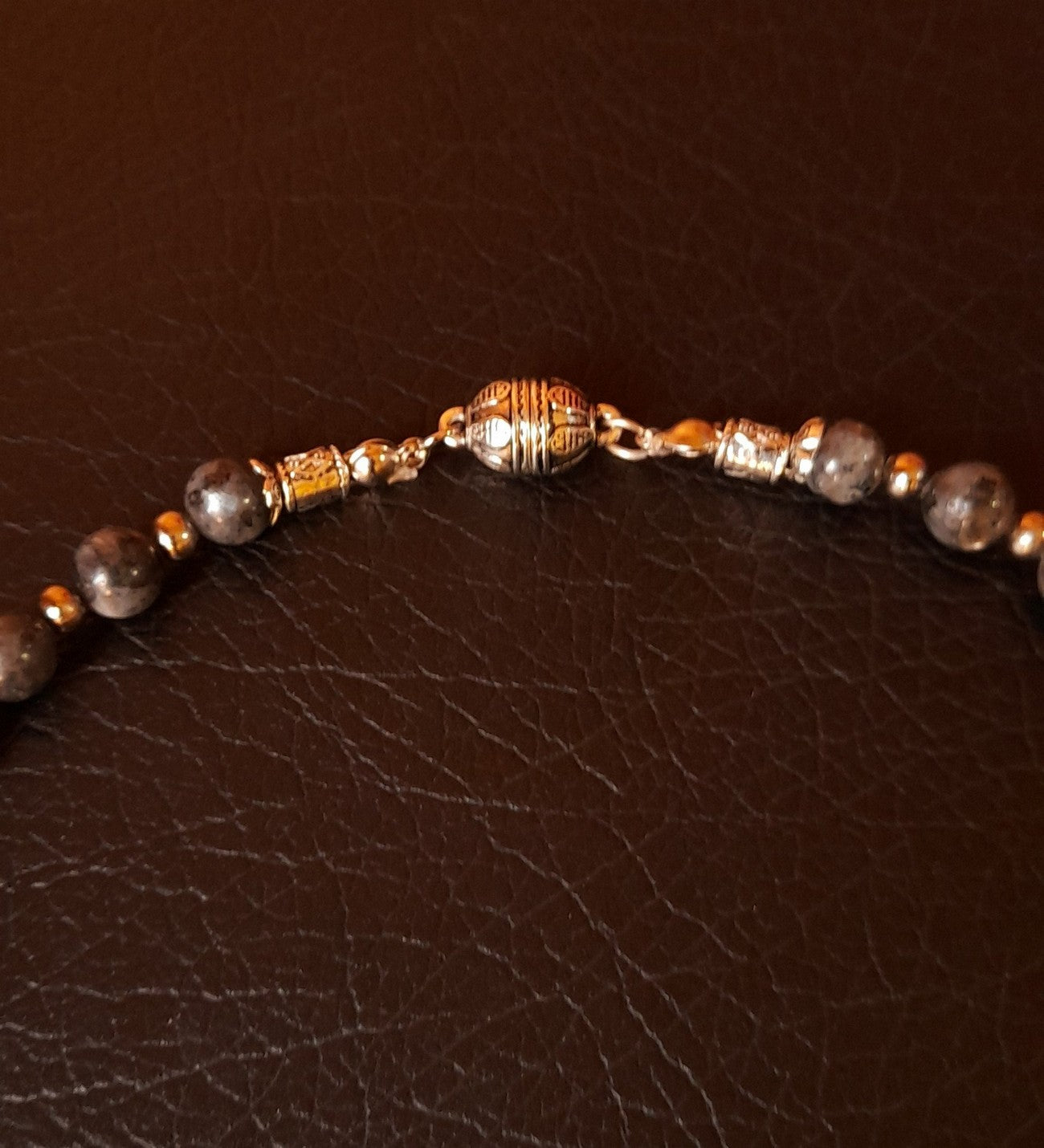 Gri Jasper Iki Sıralı Güç Denge Ve Bereket Kolyesi