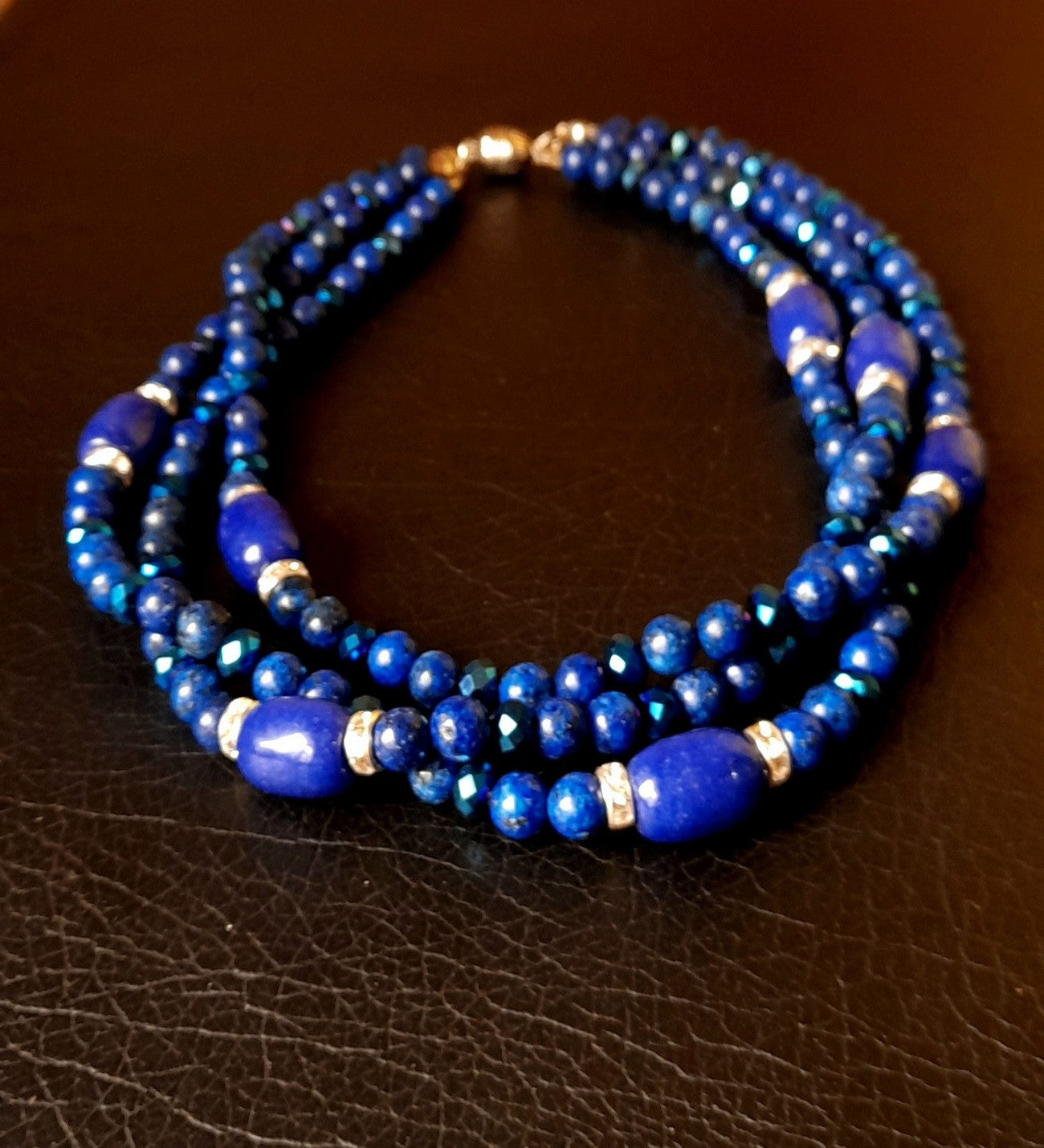 Lapis Jasper 3 Sıralı Güç Ve Nazardan Korunma Kolyesi