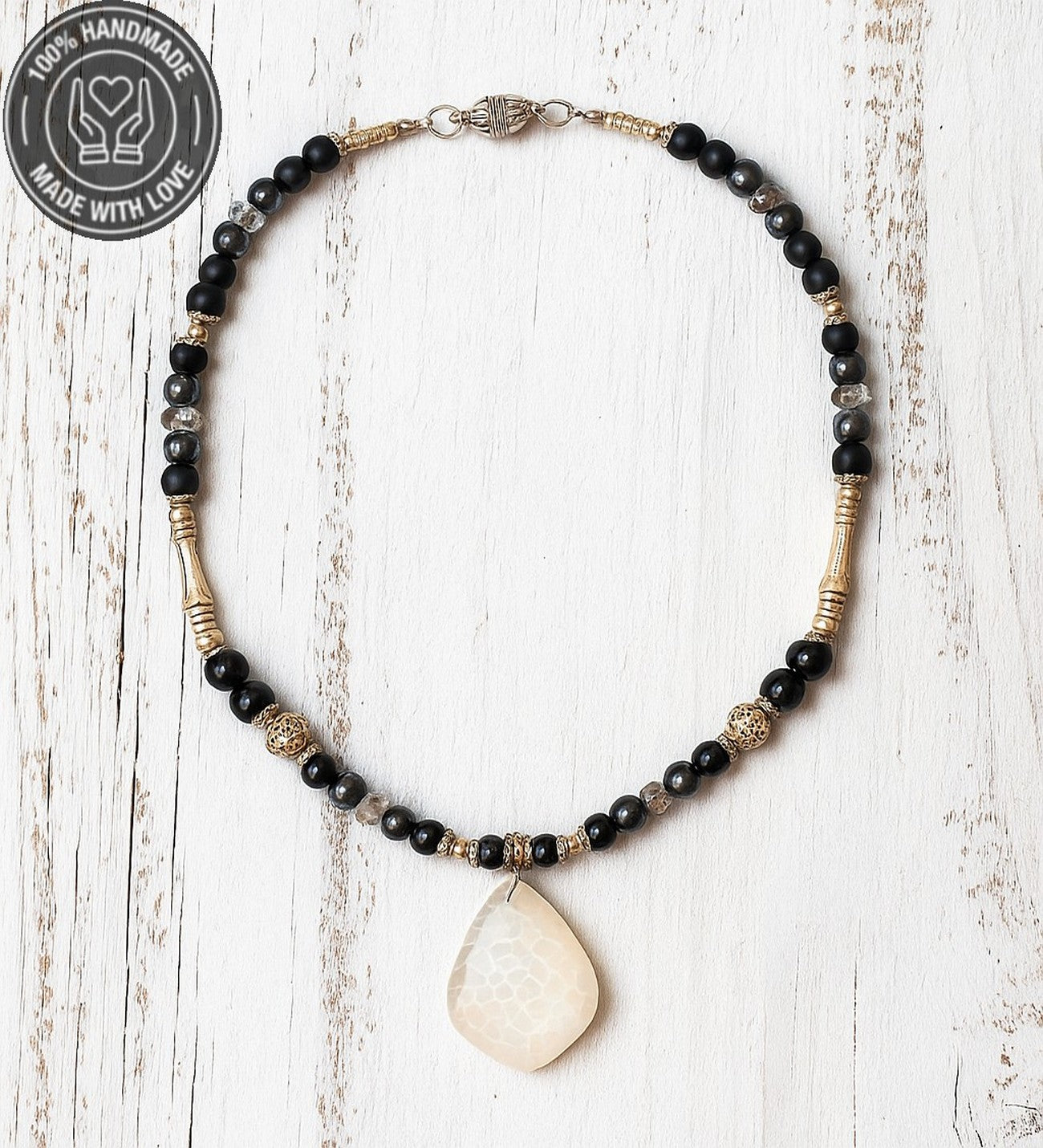 Hematit Oniks Kristal Enerji Zihin Ve Nazardan Koruma Kolyesi