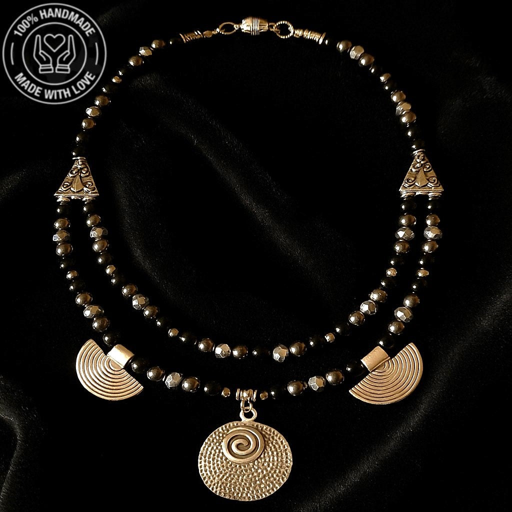 Oniks Hematit Kristal 2 Sıralı Cesaret Güç Ve Nazardan Korunma Kolyesi